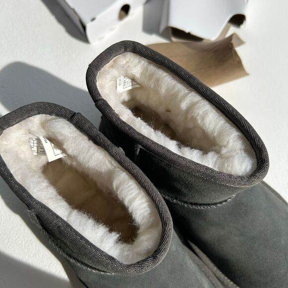Koolaburra by UGG Short Gray Suede Boots Size 5 Women’s Shearling Lined with Box - Picture 4 of 9